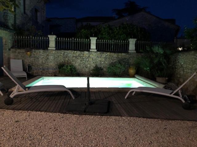 Maison De Plain Pied Pour 4 Pers Piscine Lussan Lussan  Buitenkant foto